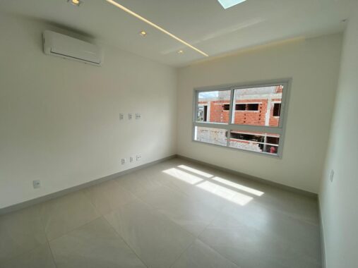 WhatsApp Image 2026-04-13 at 20.44.00 (1)